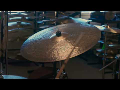 Istanbul Agop 22" Signature Medium Ride Cymbal 2599g image 4
