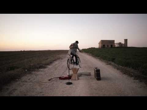 ANTOÑITO MOLINA. Yo soy pa'ti. (Adelanto single en acústico) Vídeo oficial