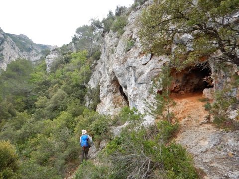 De Capçanes a la Cova de les dues boques