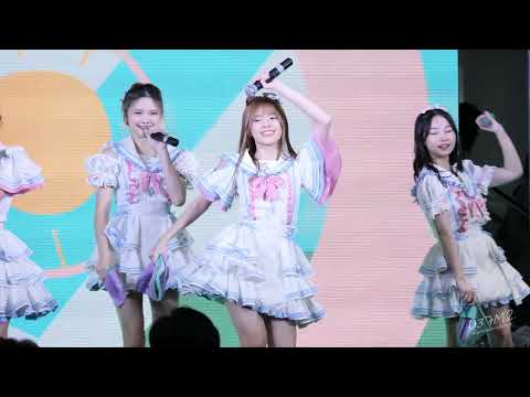 BNK48 Pancake - Melon Juice @ BNK48 12th Single Believers Roadshow  Concert [Fancam 4K 60p] 220904
