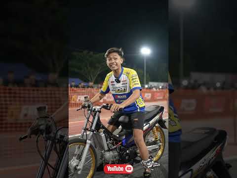 MOTOR BALAP INI SANGAT BERASAP