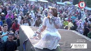 Download lagu Erika Syaulina - White Ring | Familys Group Live Cover Kp Dongkal Pondol Jagung Timur mp3