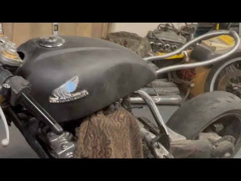 CB750 Cafe Racer custom subframe