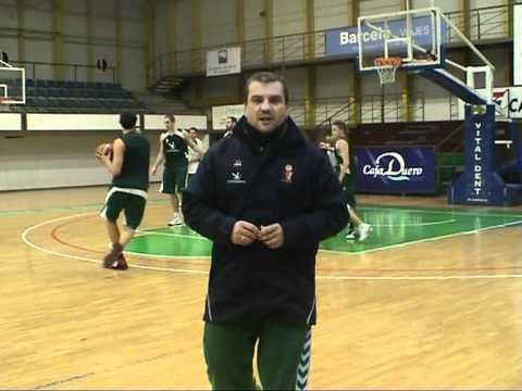 EL CLUB BALONCESTO PLASENCIA AMBROZ SACA UNA DESCALIFICANTE ANTE EL MALTRATADOR.mpg