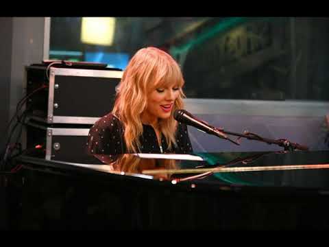 Taylor Swift - Daylight (Acoustic Live From SiriusXM Hits1)