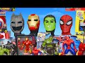 Une Collection De Jouets Super Héros Pour Enfants