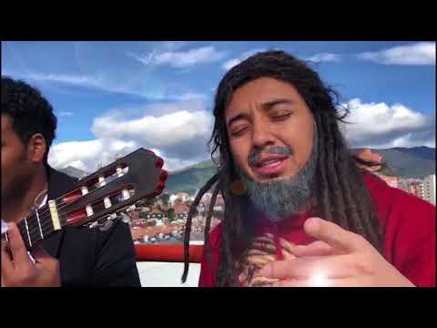 download lagu mp3 mp4 La Tica, download lagu La Tica gratis, unduh video klip La Tica