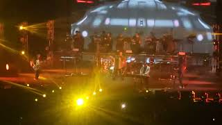 Download lagu 14. Kuala Lumpur | Konsert Hujan Rumah Kita - Fancam mp3