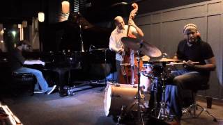 Dan Karlsberg Trio -- Honeysuckle Rose