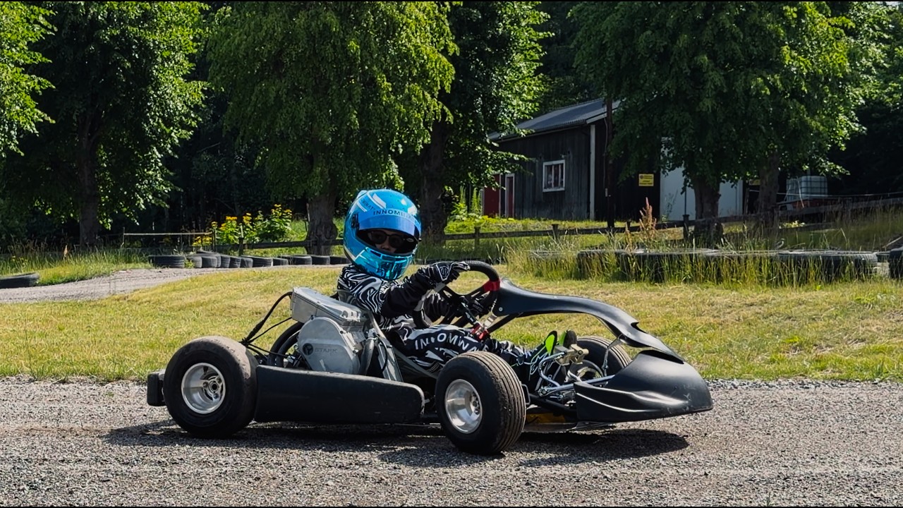 I BUILT A GO CART TRACK IN THE GARDEN FOR MY KIDS! | VLOG 1140