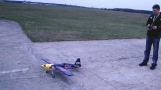 preview picture of video 'Oblot EDGE 540 Red Bull Kyosho EPP'