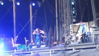 Sunny Side of the Razor   Dancing in the Air @ OAKA Athens Greece 2012