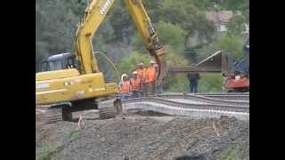 preview picture of video 'Setting New Track Panels at Newcastle UP Railroad Roseville Sub Track 2'