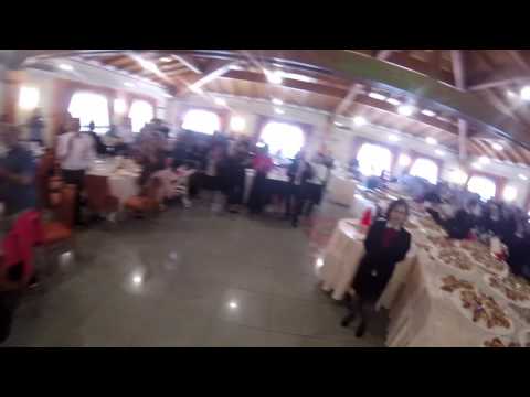 Ingresso Matrimonio Divertente e Ballato - Despacito - Il Poggio Francesco Barattucci Showman