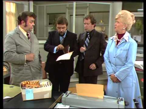 De Collega's S01e8 - De ideeënbus