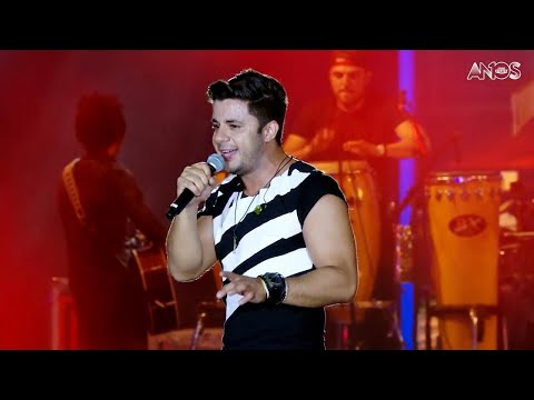Cristiano Araújo - Maus Bocados (Ao Vivo) (DVD Caldas Country Show 2014)