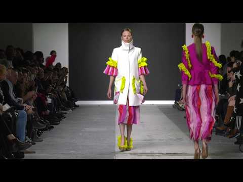 Catwalk by Accademia Costume e Moda - Fashion Graduate Italia 2017