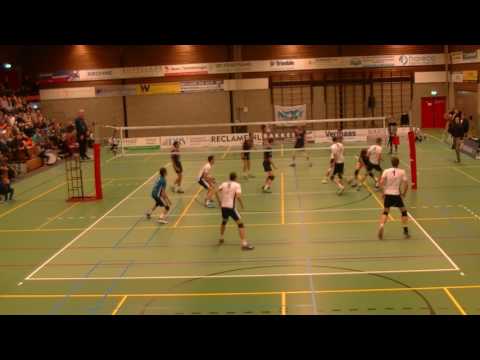 El Clasico voor de laaste keer in de  sporthal  de stoep