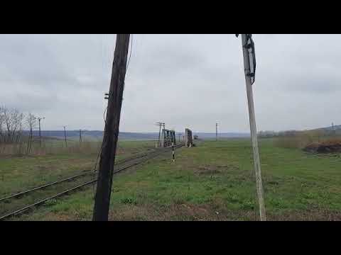 Tren R 16521 Dorohoi - Iași sosește în Podeni (mecanic de nota 10)