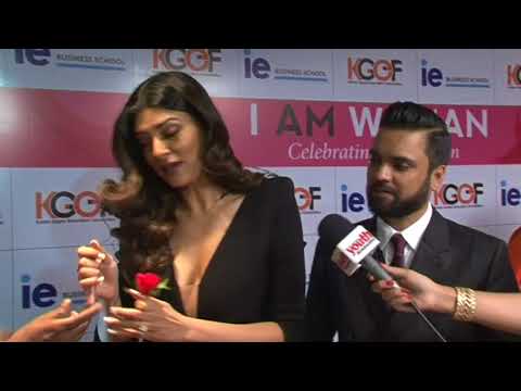 I Am Woman - Sushmita Sen and women achievers to get award tajland mumbai