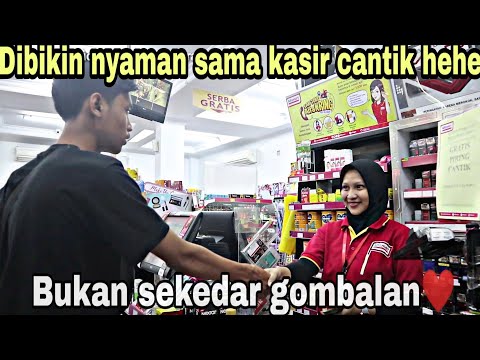 pake-cara-ini-bikin-baper-kasir-alfamart-malah-baper-beneran
