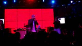 Apl.de.Ap performing &quot;Mama Filipina&quot; at The Vanguard in Hollywood