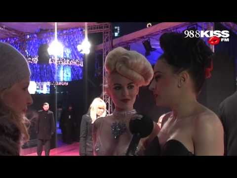 98 Grad meets Christina Aguilera zur Deutschland Premiere von Burlesque by 98.8 KISS FM