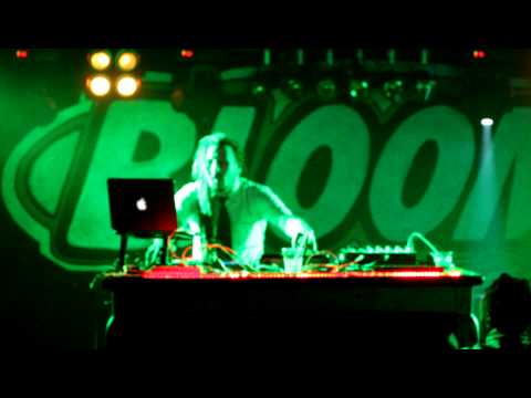 Niveau Zero - The Cross @ Bloom - Mezzago (MI)