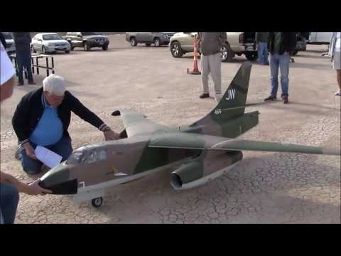 Douglas EB-66C (1:8 Scale) MAIDEN FLIGHT! - 26SEP17