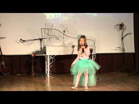 Ana-Bianca Marinescu - Trofeul categoriei 6-8 ani Bran Winter Fest