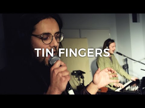 Tin Fingers - Tropical (Live @ Urgent.fm)