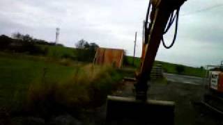 preview picture of video 'jcb js130 excavator cab view'