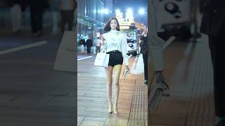 beautiful girl street fashion tiktok #chinesefashion #mejoresstreetfashion #shorts