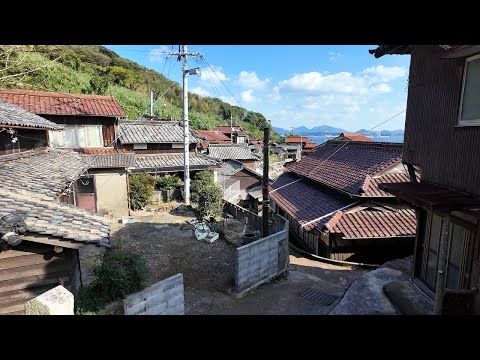 Japan Island Walk: Mutsurejima | Peaceful Labyrinth Village, Ocean Views&Historic Lighthouse 4K ASMR