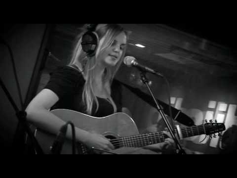 Studio Brussel: Nele Needs a Holiday - Don't be silly