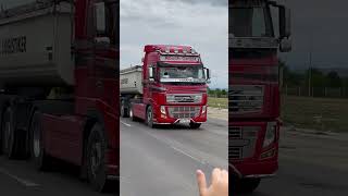 Download lagu Va claxona tirul ?!? #truck #horn #sound #effects #compilation #big #viral #shorts #ytshorts mp3