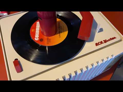 RCA Victor 45-EY-26 "Alice In Wonderland" Phonograph