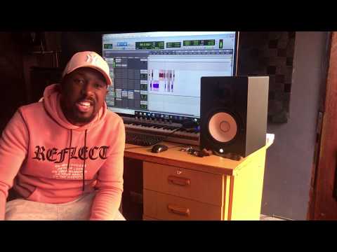 Axo Uphambene - iN Philly For The Night Live