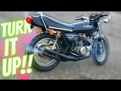1974 Kawasaki H1 500 with Bill Wirges Exhaust Chambers