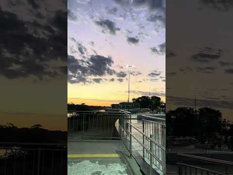 #"Pôr do sol na Orla de Santo Antônio de Leverger 🌅🌊. "#pantanalmatogrossense