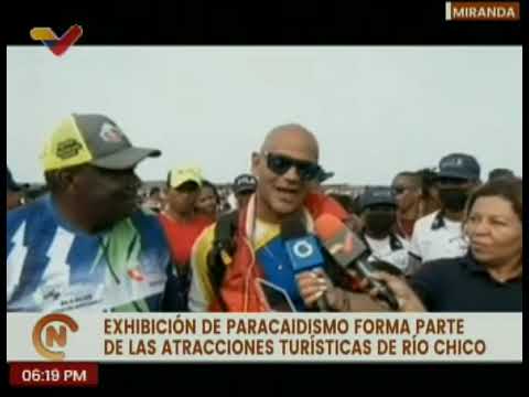 Miranda | Alc. del Mcpio. Páez realiza exhibición de paracaidismo cada año durante la Semana Mayor