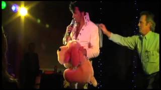 Terry Padgett sings 'Love Me Tender' at Elvis Day 2010 (video)