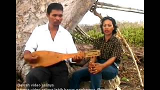 Download lagu Gambus Daratan Pulau Muna - Dapofetinda Kamboi mp3 Download lagu Gambus Daratan Pulau Muna - Dapofetinda Kamboi mp3