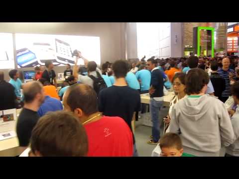 Dentro l'Apple Store Carosello