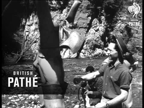 Descent In Cavern Preparations (1953)