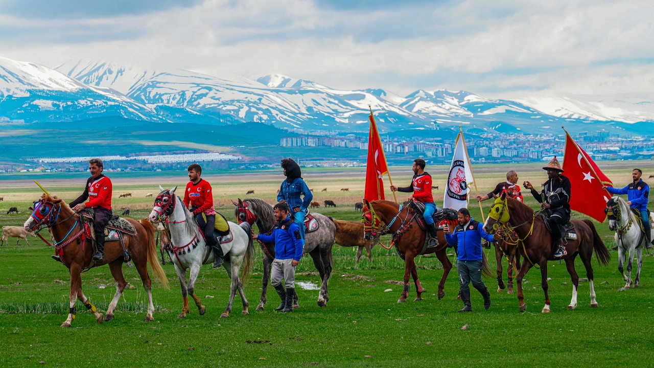 Silk Road Caravan sets out across Eurasia to champion rangelands and pastoralists