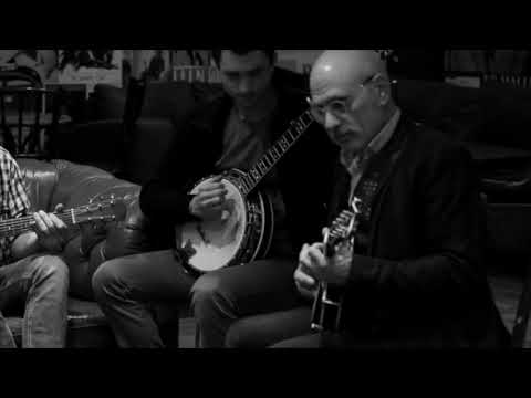 Banks, Lange & Bonefaas When the Moon Comes Up