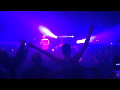 Scott brown & whizzkid - indigo skies westfest 2014
