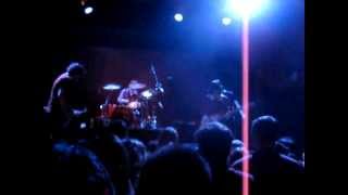 Screaming Females - Starve The Beat (10/8/11)