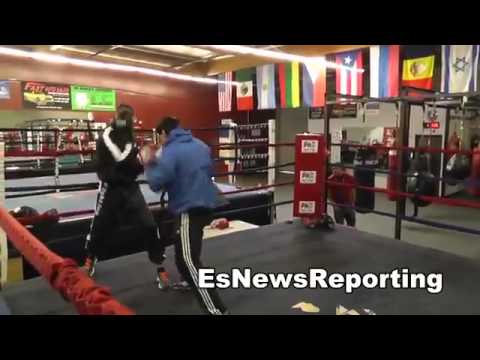 oxnard boxing sparring with no head gear EsNews Boxing2534